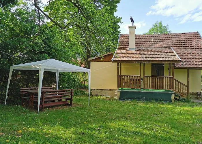 Zuzka Lodge Izipovce
